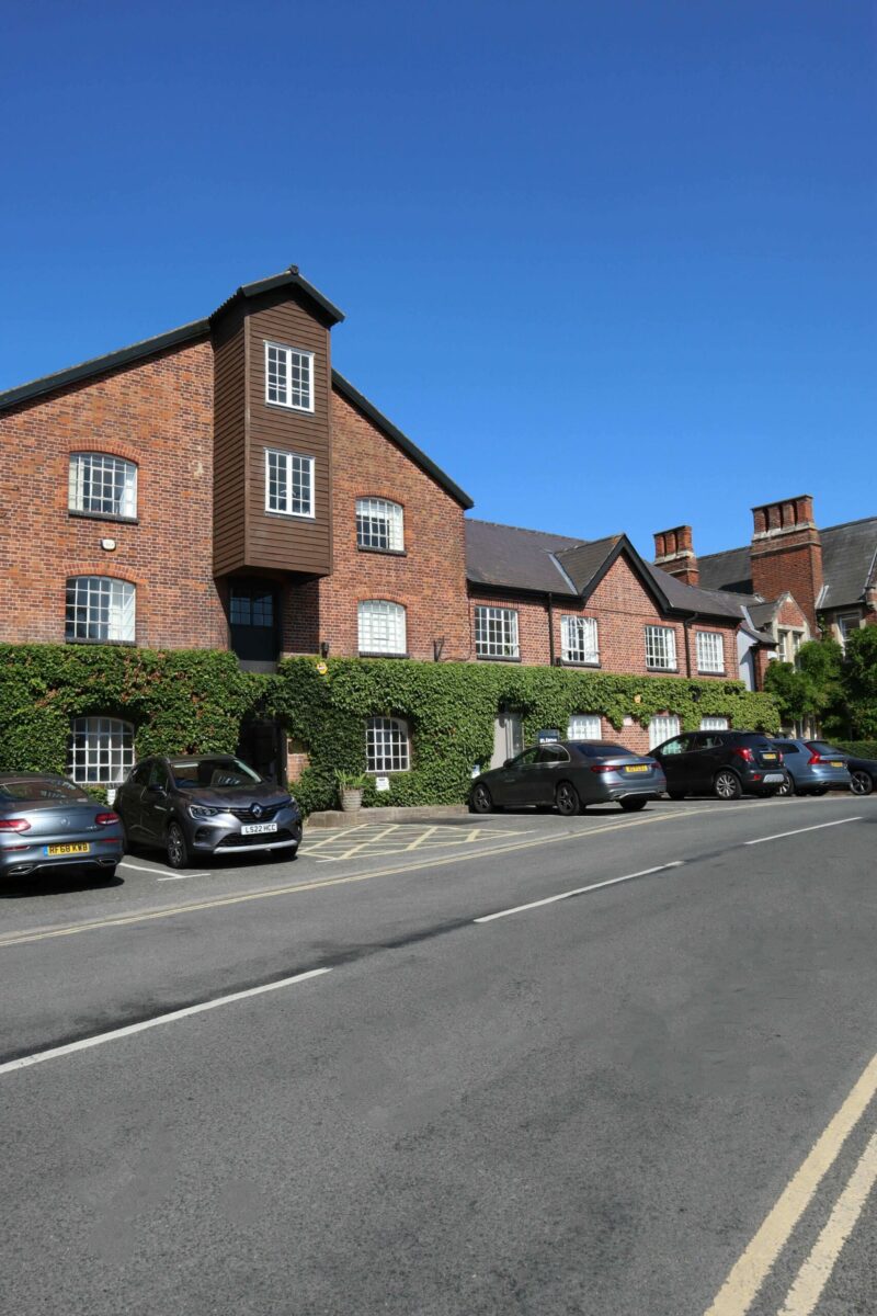 IN TIME WORLDWIDE EXPRESS (UK) moves to a new office